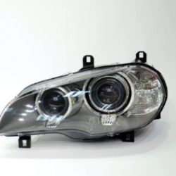 BMW Headlight Xenon Right E70 X5 63117240788