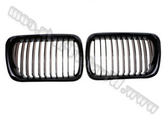 BMW E36 After 09 1996 Gloss Black Grille Set 51138195151