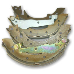 Bmw 3 Series E30 Case Rear Brake Pad Set For Vehicles With Drums Ferodo