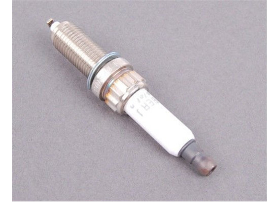 Mini Cooper Spark Plug Clubman R56 Coupe Z233 12122158165