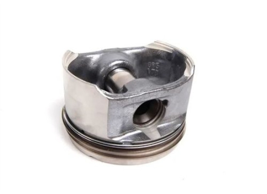 BMW Piston is 0.50 E36 0830802 11251739786