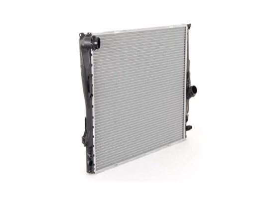 Bmw Radiator E81 E87-E82 E90 E84 E89 X1 Z4 8mk376782071 Cr1711000p 17117562079