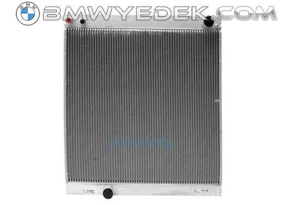 Land Rover Radiator Vogue 350900 Pcc000850