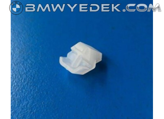 BMW E32 E34 Windshield Clip 51311948155