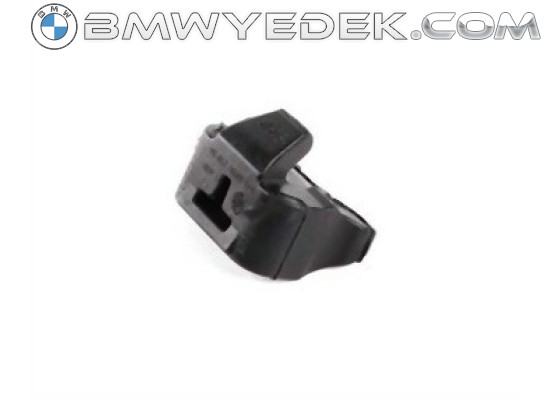 BMW E81 E82 E84 E87 E88 E89 E90 E91 E92 E93 Radiator Lower Mount 17117805310