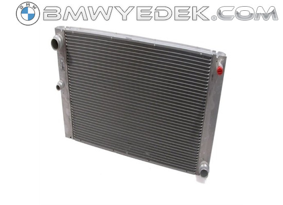 Радиатор BMW E60 E65 2004-2011 17112248478 8mk376719011, (Bhr-17112248478)