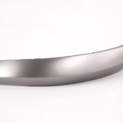 BMW Крышка правая 51418262812 BMW Крышка правая 51418262812