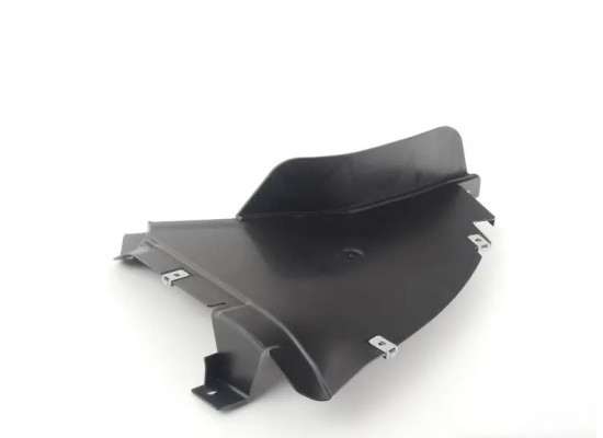 Bmw Kapak Alt Sağ 51758045196 Bmw Kapak Alt Sağ 51758045196