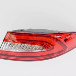 Jaguar Xf Arka Spoiler Lambası C2z25151 Jaguar Xf Arka Spoiler Lambası C2z25151