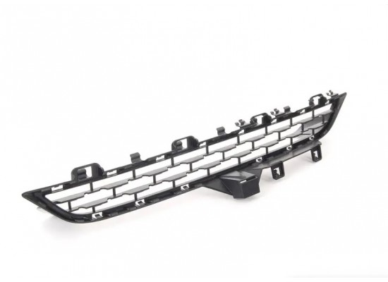 Решетка радиатора Bmw средняя верхняя 51117336506 Решетка радиатора Bmw средняя верхняя 51117336506