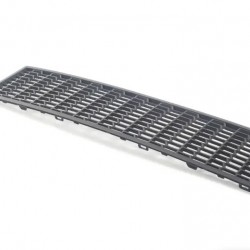 Решетка воздухозаборника BMW средняя 51117903894 Решетка воздухозаборника BMW средняя 51117903894