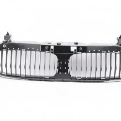 Передняя решетка радиатора Bmw 51137037727 Передняя решетка радиатора Bmw 51137037727