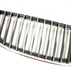 Решетка радиатора BMW правая 51137120010 Решетка радиатора BMW правая 51137120010