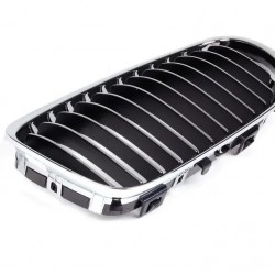 Решетка радиатора Bmw левая 51137201969 Решетка радиатора Bmw левая 51137201969