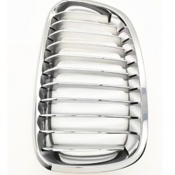 Решетка радиатора BMW передняя правая 51137262120 Решетка радиатора BMW передняя правая 51137262120