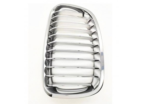 Решетка радиатора BMW передняя правая 51137262120 Решетка радиатора BMW передняя правая 51137262120