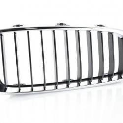 Решетка радиатора BMW передняя правая 51137294814 Решетка радиатора BMW передняя правая 51137294814