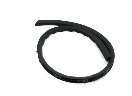 Уплотнитель двери BMW нижний левый 51347004695 Уплотнитель двери BMW нижний левый 51347004695