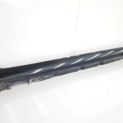 BMW Накладка на порог правая 51777225838 BMW Накладка на порог правая 51777225838