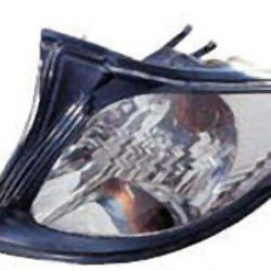 BMW E46 Sedan Touring после 09/2001, черная рамка, белый сигнал справа - 63137165850 DEPO BMW E46 Sedan Touring после 09/2001, черная рамка, белый сигнал справа - 63137165850 DEPO