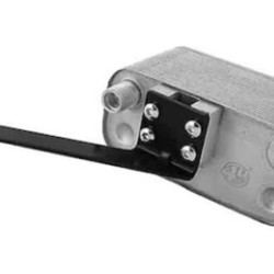 Радиатор трансмиссионного масла Land Rover Freelander 1 Ubc000060 (4uu-Ubc000060) Радиатор трансмиссионного масла Land Rover Freelander 1 Ubc000060 (4uu-Ubc000060)