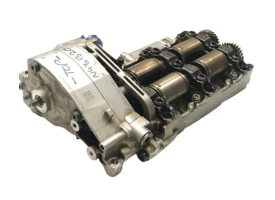 BMW E93 Yağ Pompasi Orginal 11417559947 BMW E93 Yağ Pompasi Orginal 11417559947