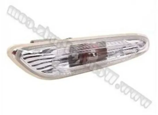 BMW E81 E82 E84 E87 E88 E90 E91 E92 E93 Çamurluk Sinyali Sağ - 63137253326 WENDER BMW E81 E82 E84 E87 E88 E90 E91 E92 E93 Çamurluk Sinyali Sağ - 63137253326 WENDER