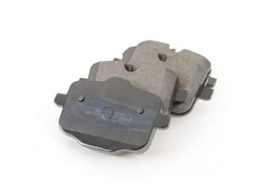 BMW E89 F10 F11 F25 F26 G01 G02 G05 G06 G11 G12 G30 G31 G32 Arka Fren Balatası - 34216796741 DELPHI