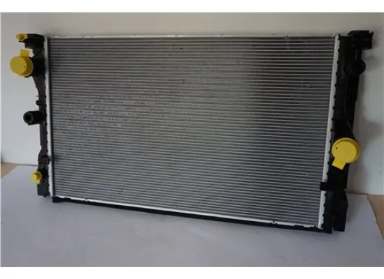 BMW Motor Radyatörü Otomatik 2016 Sonrasi G30 G31 G11 G12 Touring 17118474824 Bmw 17118590047 BMW Motor Radyatörü Otomatik 2016 Sonrasi G30 G31 G11 G12 Touring 17118474824 Bmw 17118590047