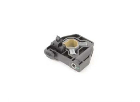 BMW F20 F21 F22 F23 F30 F31 F32 F33 F34 F36 Кронштейн радиатора правый - 17118620733 CARTEK